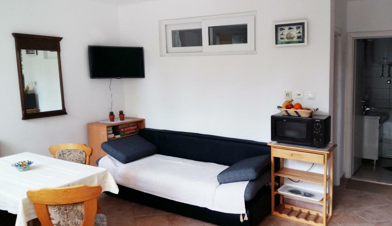 Studio Apartman Kacunic Split Buitenkant foto